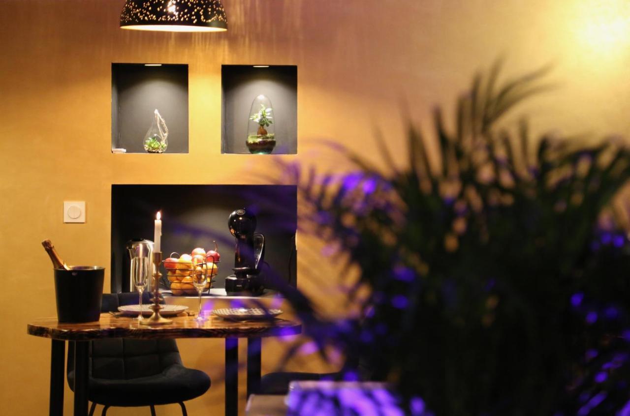 Love Room Gold - Les Delices Rooms Angers Exterior foto